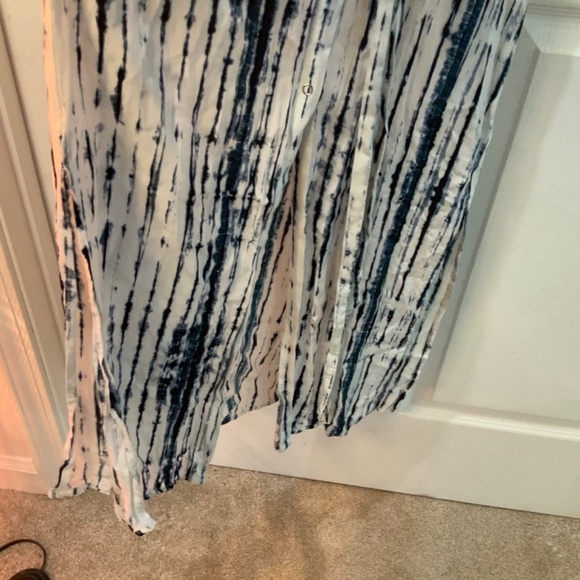 Lulus Chic Tie Dye Belted Blue White Boho Midi Dress Size Small - Picture 5 of 9